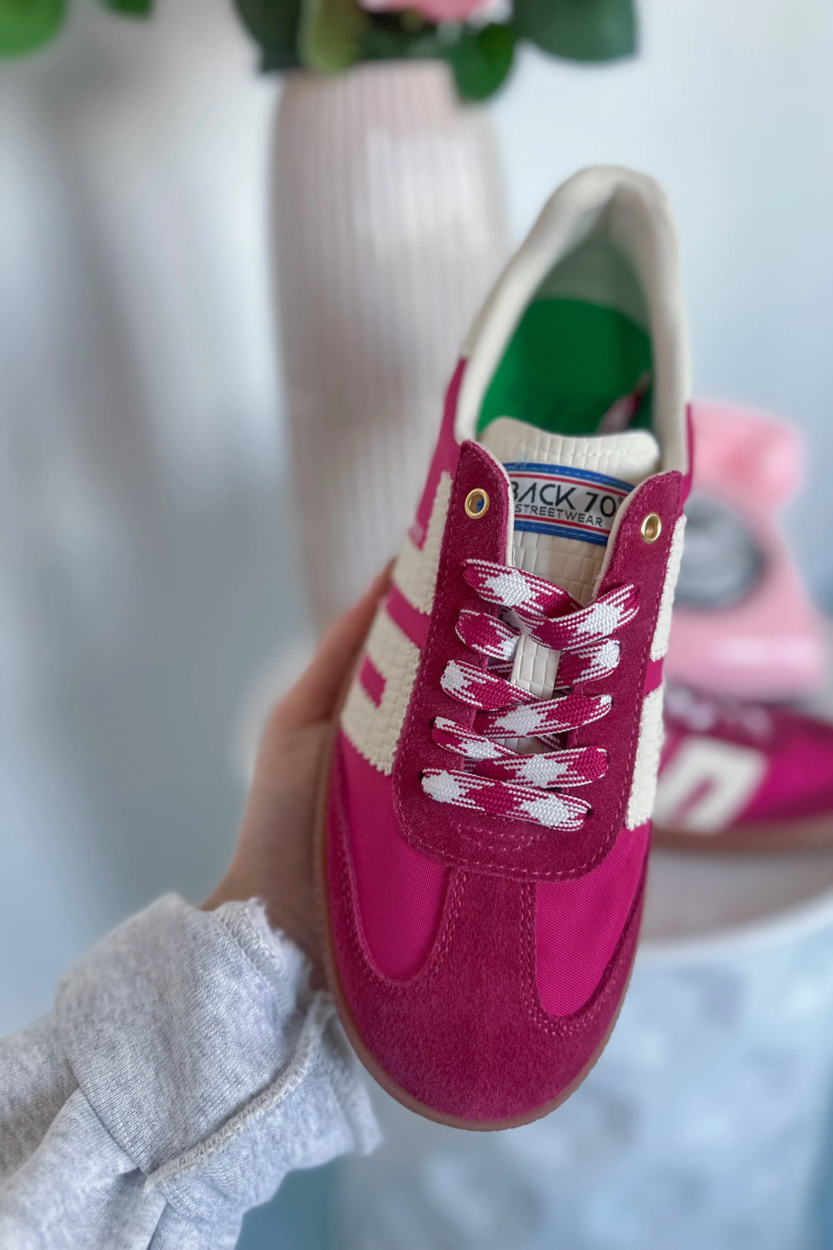 BACK70 Ghost Sneakers in Cherry