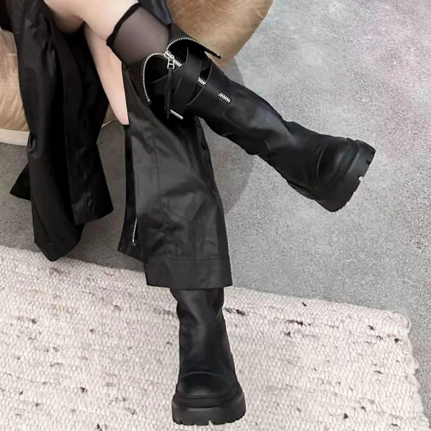 Black Combat Boots Women Platform Boots for Women Mid Calf Boots Thick Sole Round Toe Non Slip Boots Fashion Outdoor