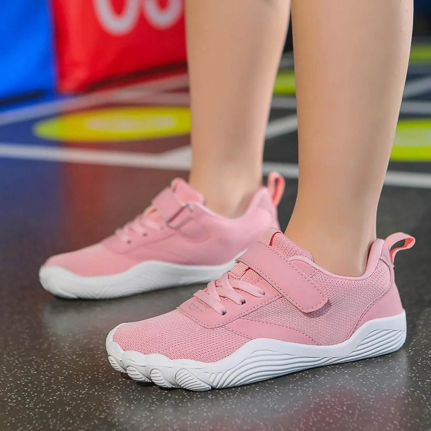 Boys Girls Tennis Sneakers Low Top Lightweight Breathable Mesh Athletic Shoes Running Hiking Walking Sports Shoes