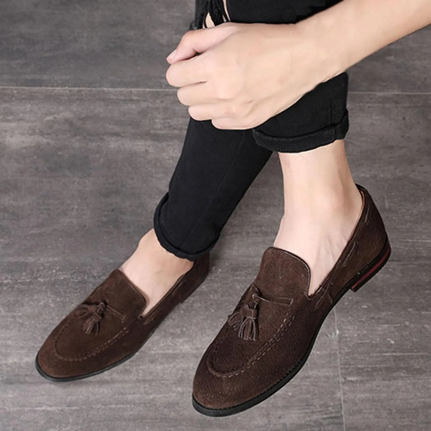 ByErz Men's Luxury Penny Loafer Shoes Slip-On Suede Loafers Foraml Dress Office Casual Shoes with Tassel