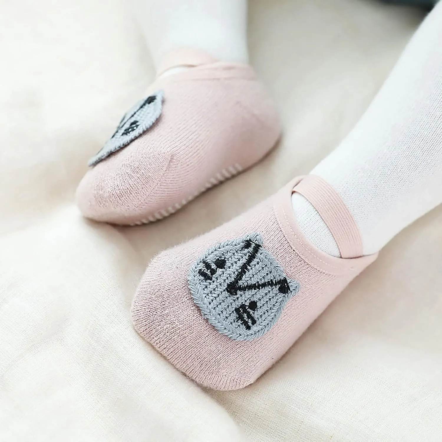 Cute Children Toddler Shoes Autumn and Winter Boys Girls Socks Shoes Flat Bottoms Non Slip Warm Solid Toddler 4 Shoe