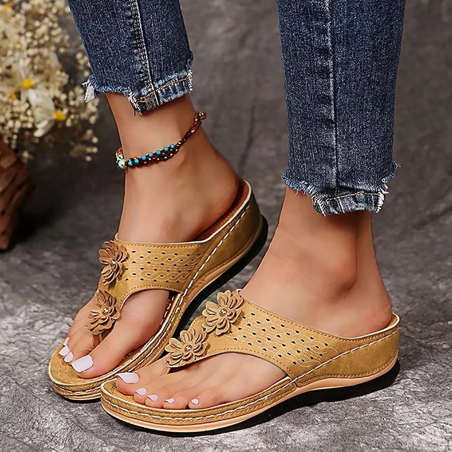 Eduavar Orthopedic Sandals for Women, Womens Sandals Dressy Summer Breathable Flip Flops Summer Beach Sandals Slippers