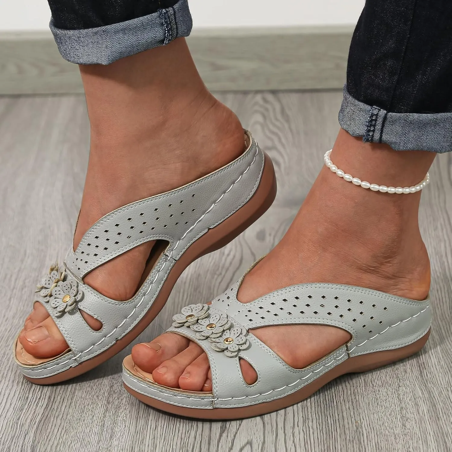 Eduavar Womens Sandals Orthopedic Slide Flat with Arch Support Lightweight Soft Comfort Summer Beach Slip On Walking Slippers