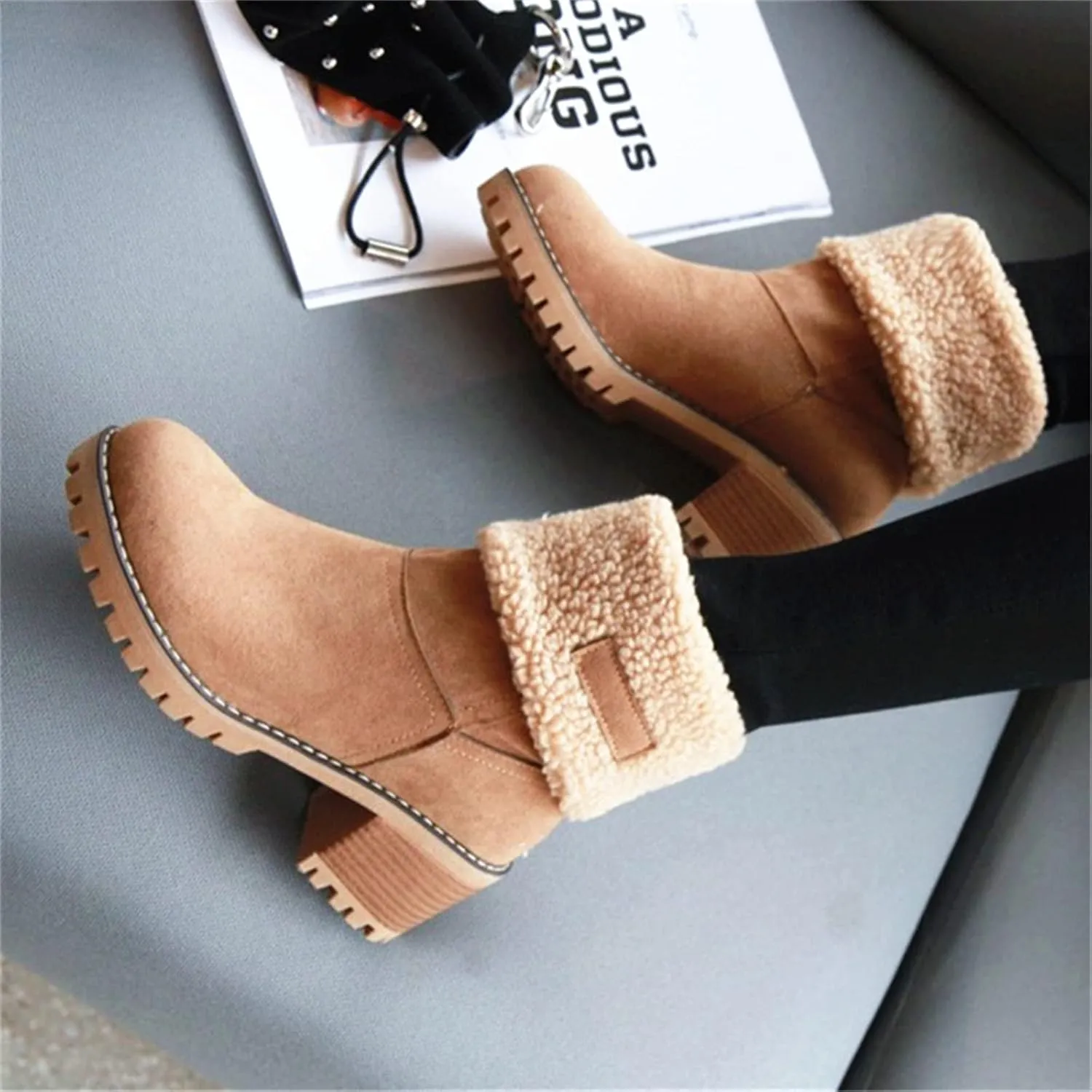 Ladmiple Snow Boots For Women Cute High Top Winter Warm Ankle Booties Fur Lined Anti-Slip Outdoor Slip On Mid Calf Warm Shoes