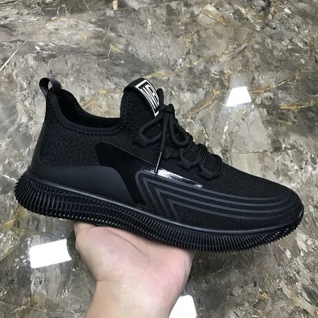 Men's Lightweight Running Shoes Summer Ultra-light Breathable Sneakers Zapatos De Mujer Walking Shoes Boys Sneakers Size 39-44