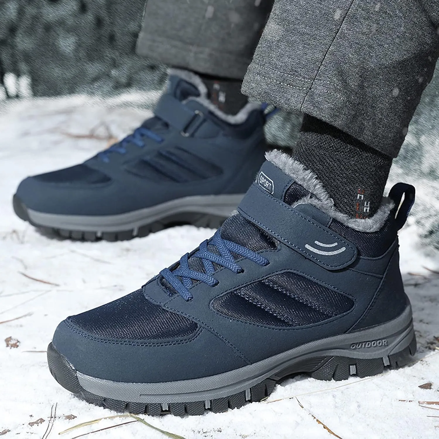 Men's Snow Boots Outdoor Hiking Boots Warm Villi Boots Anti-Slip Waterproof Walking Boots Lightweight Gym Sneakers