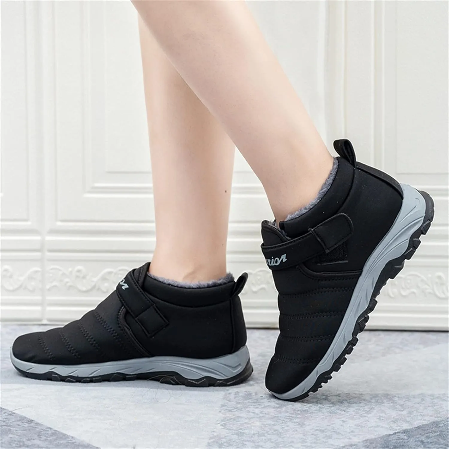 Men's Snow Boots Warm Faux Furry Lined Footwear Waterproof Outdoor Lightweight Winter Boots Non-slip Lace Up Ankle Boots for Cold Weather Climbing Shoes Hiking Boots