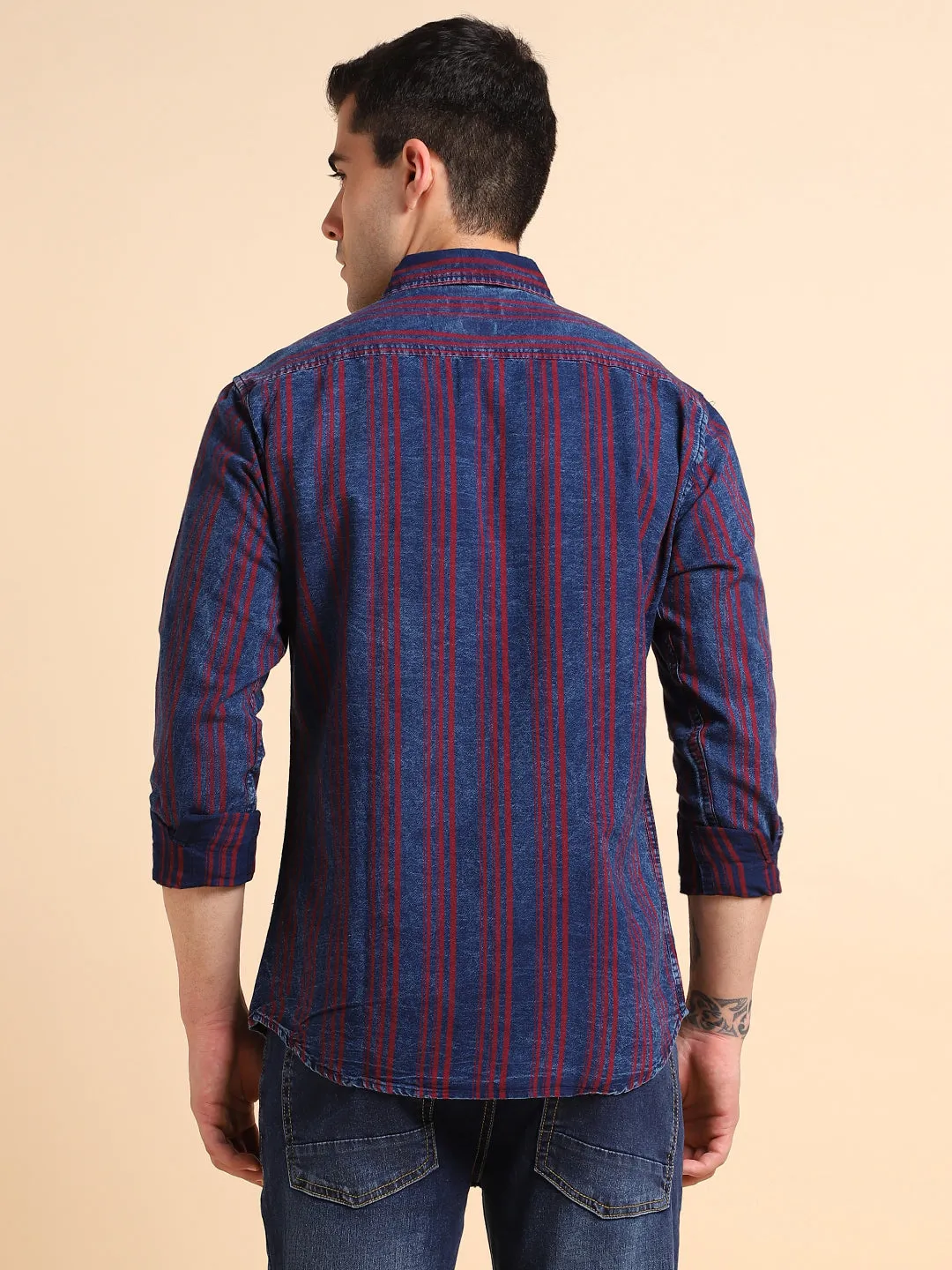 Men's Spread Collar Regular Fit Vertical Stripes Red Casual Shirt
