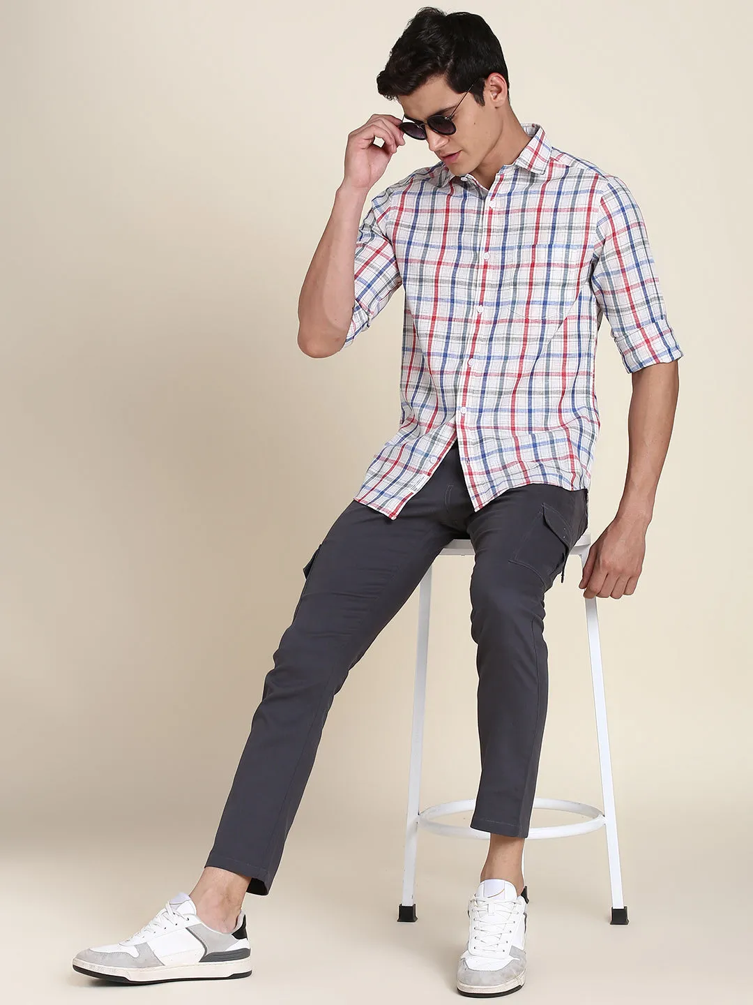 Men's White Small Checkered Slim Fit Casual Shirt