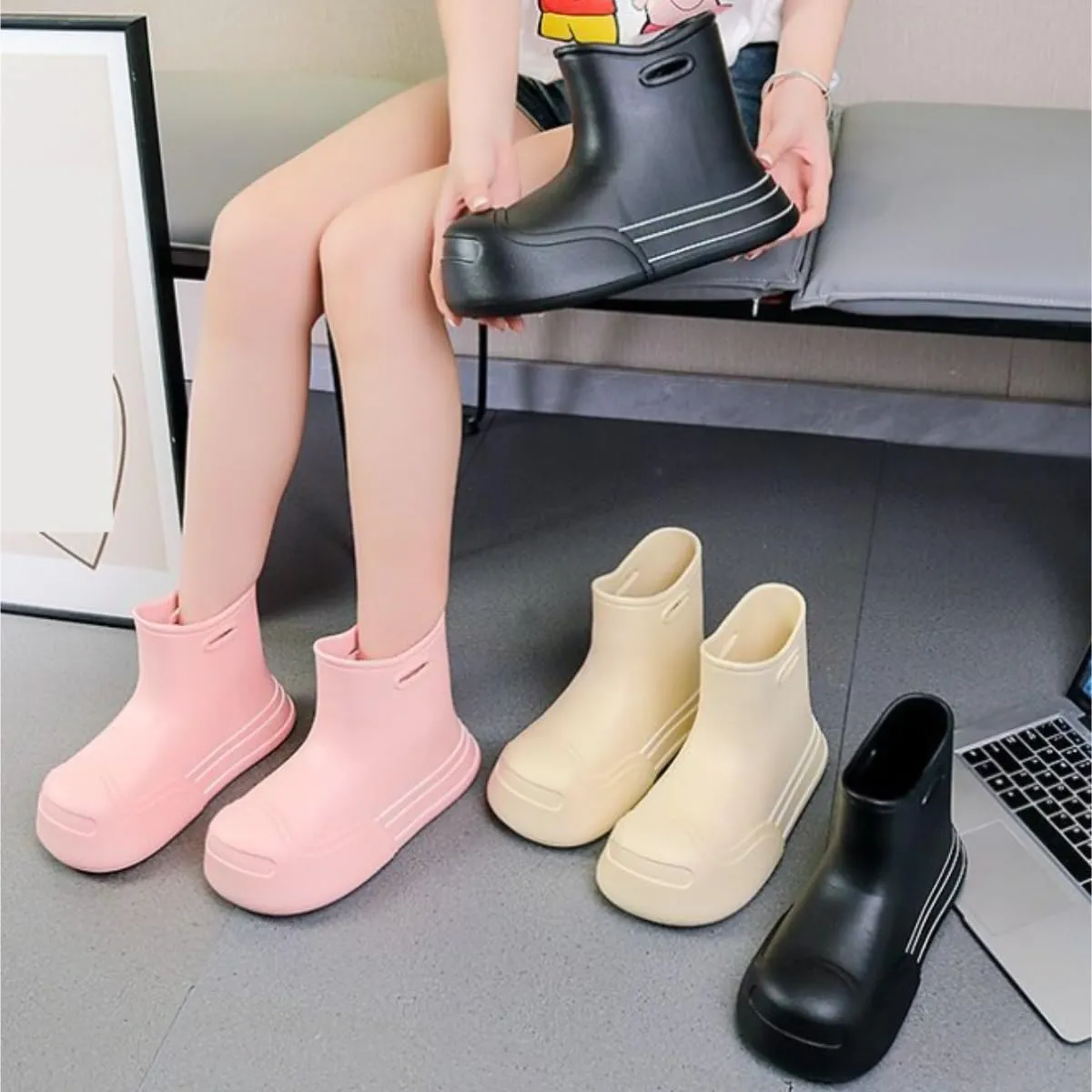 Outdoor Work Booties Women's Outdoor Thick Soled Waterproof Rain Boots Short Tube Four Season Water Shoes Outdoor Gardening Work