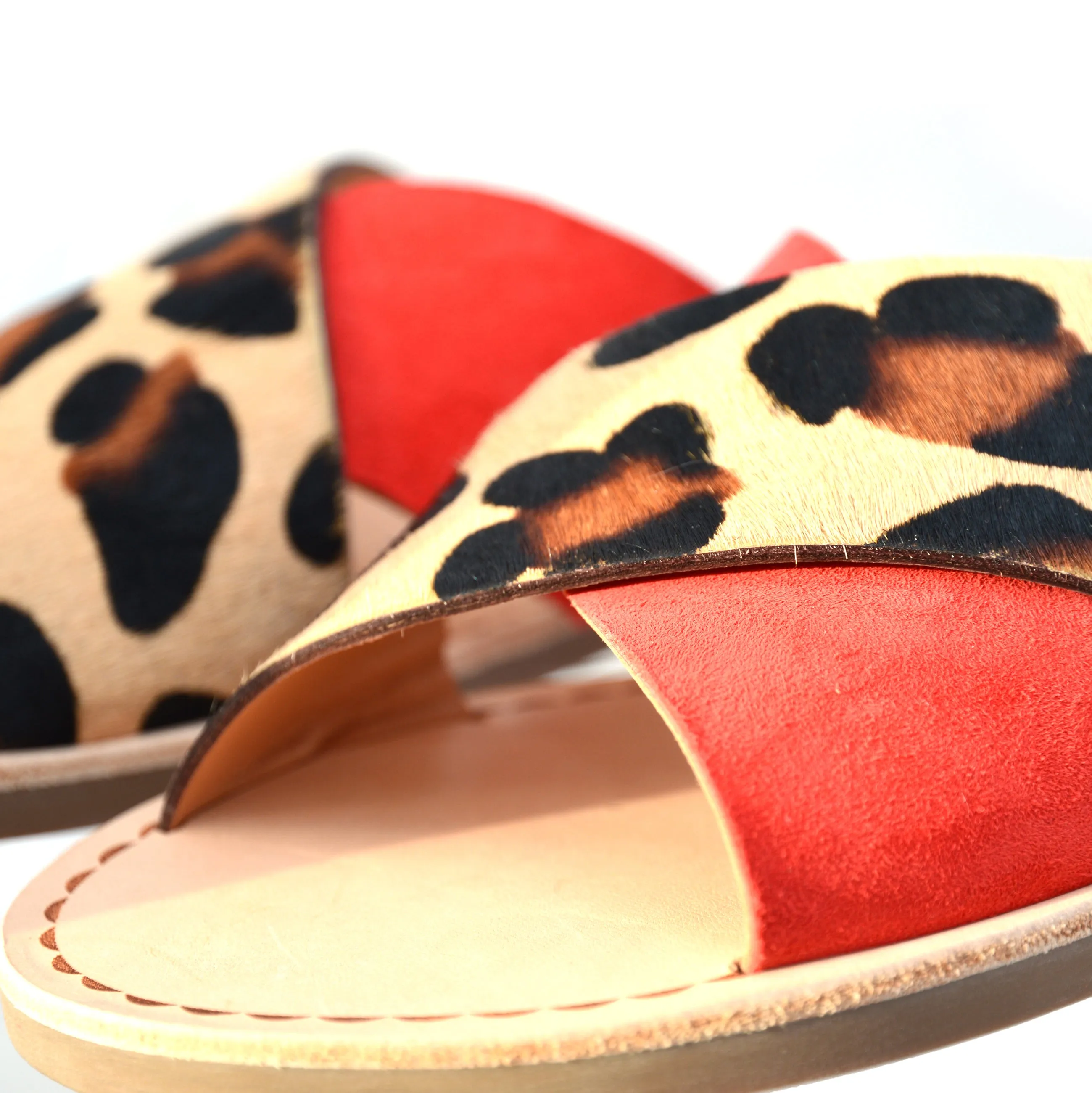 Sample Sale Kiara Crossover Slide