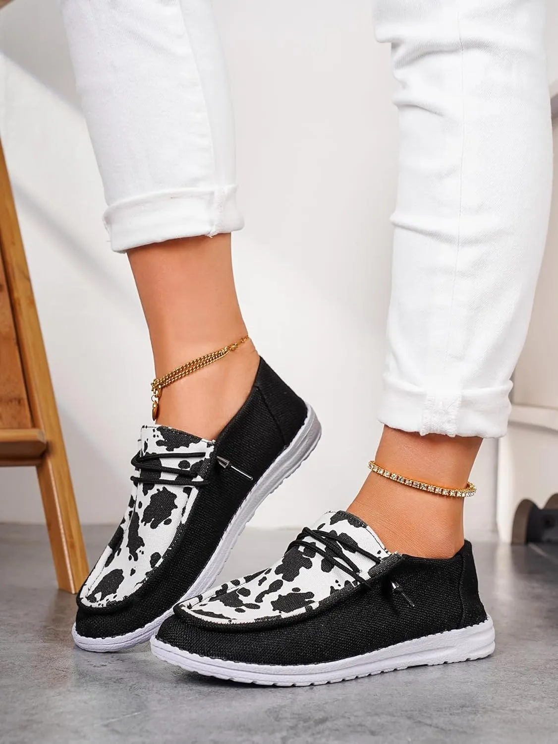 Unisex-Adult Cow Print Loafers Comfortable Boat Shoes Easy Slip On Lightweight Deck Shoes Elastic Laces Outdoor Slip On Flat Shoes Breathable Canvas Shoes Sneakers for Men Women, Black