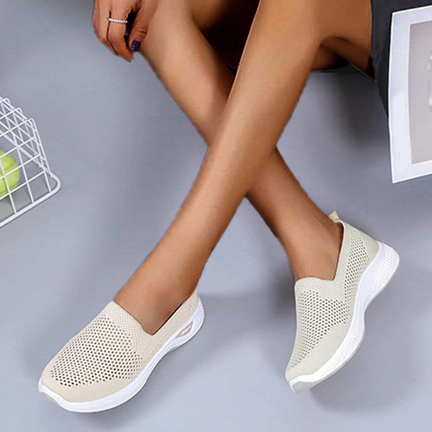 Women Casual Slip On Sneakers Lightweight Walking Shoes Comfortable Canvas Flats Non Slip Breathable Loafers