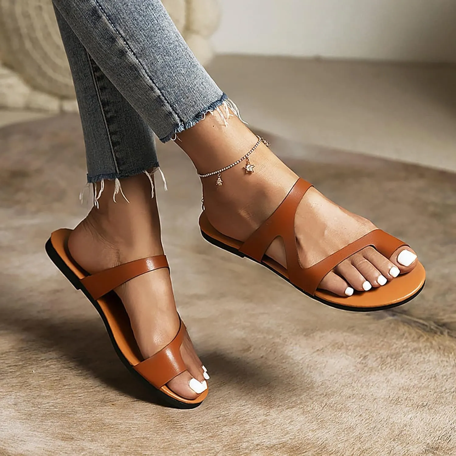 Women Flat Pu Leather Shoes, Summer Outdoor Beach Women's Orthopedic Correction Leather Ring Toe Casual, for Plantar Fasciitis Correction Slippers