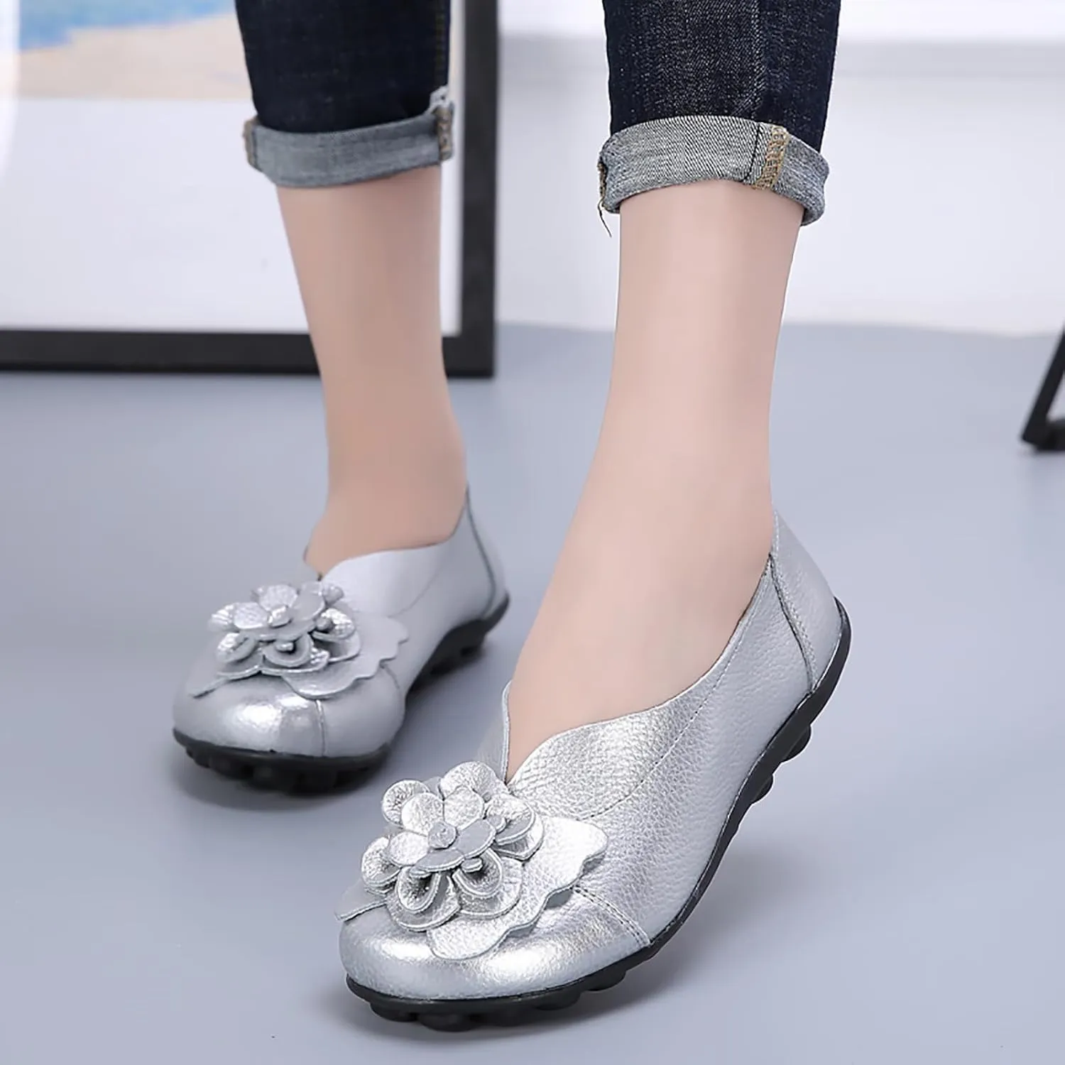 Womens Orthopedic Loafers Summer Comfortable Closed Toe Low Heel Flat Wide Width Flats Breathable Casual Outdoor Shoes Work Dressy Shoe Shopping Standing Shoes