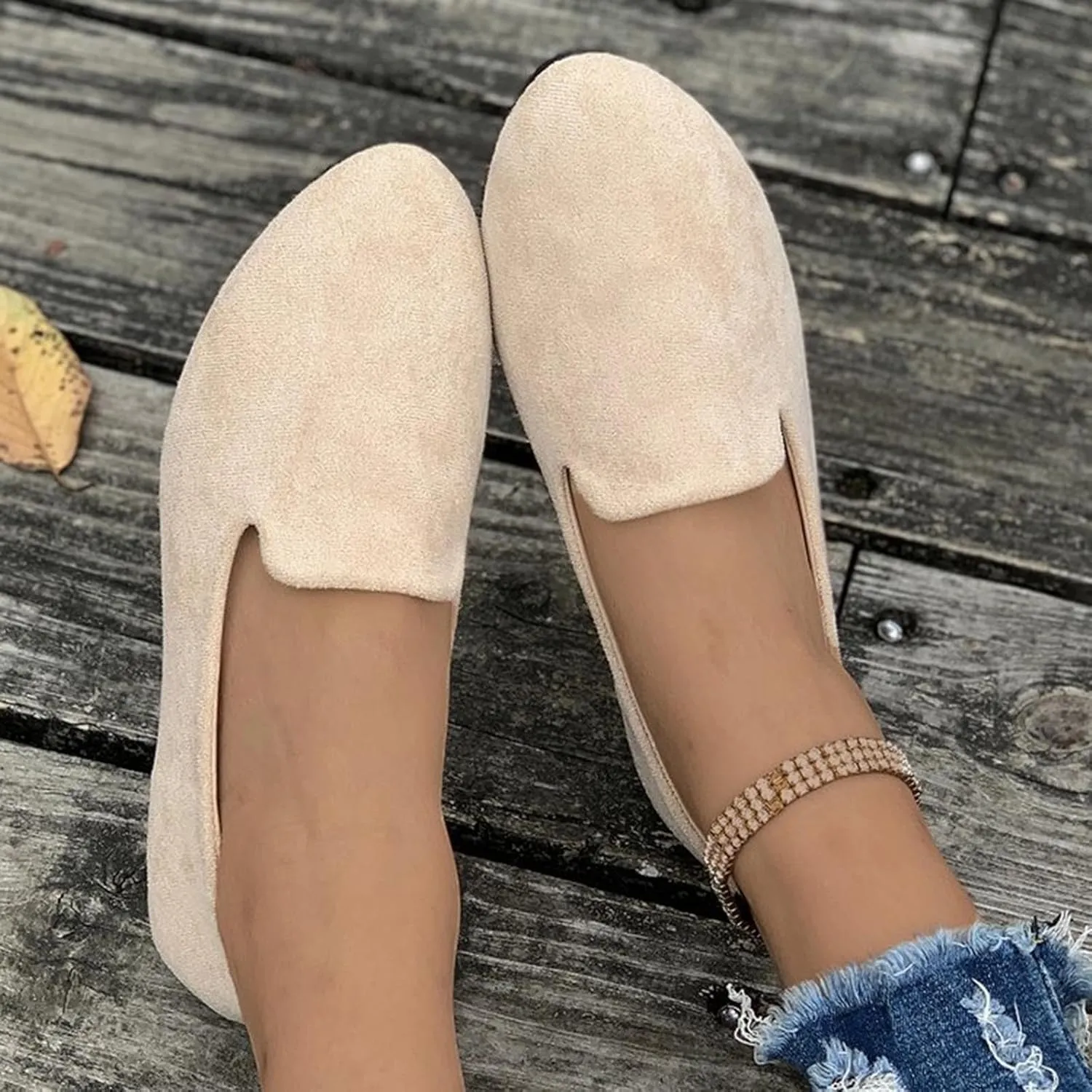 Women's Round Head Suede Flat Shoes Casual One Foot Stirrup Shallow Mouth Flat Shoes Flat Heeled Work Single Shoes