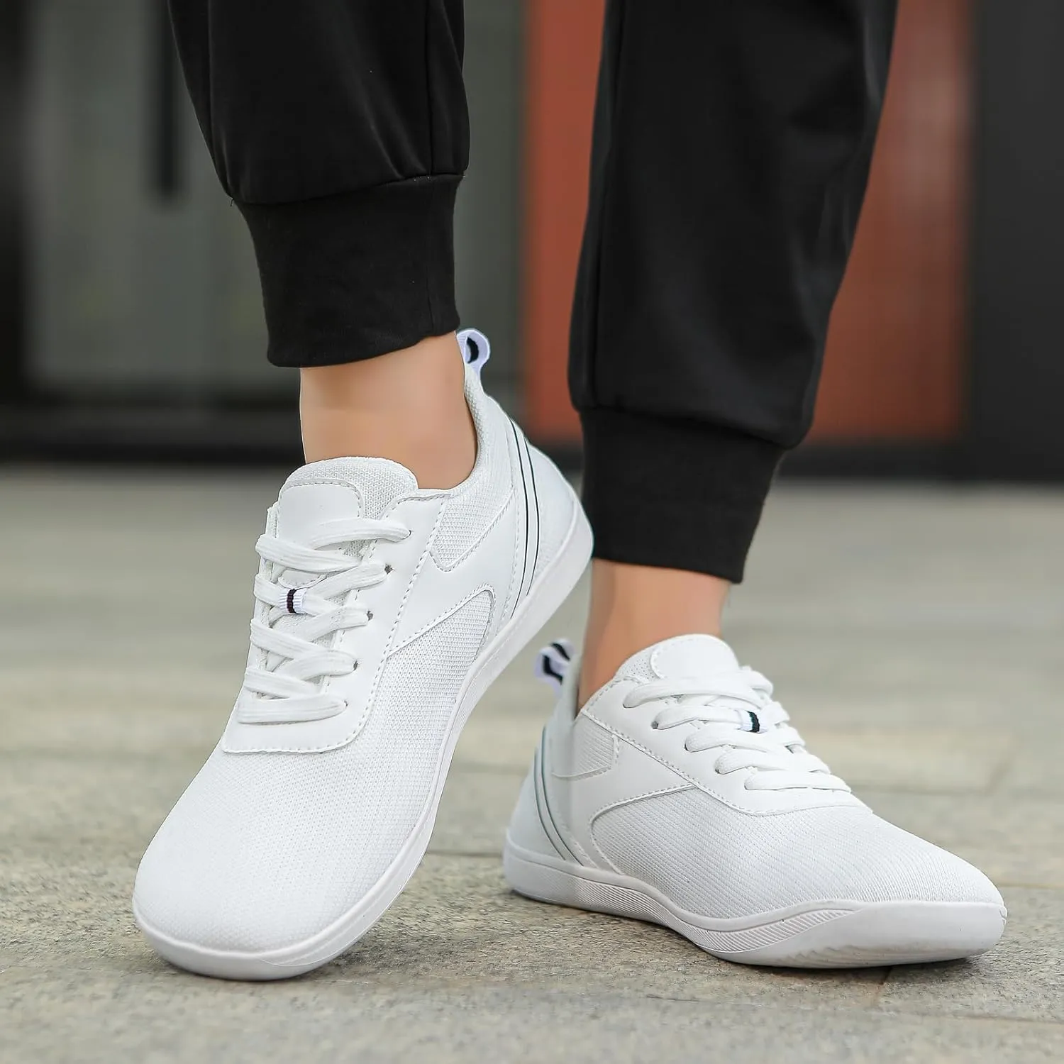 Womens Wide Toe Barefoot Shoes Comfortable Breathable Mesh Minimalist Walking Shoes Trendy Lightweight Slip On Zero Drop Workout Sneakers Casual Athletic Barefoot Sneakers